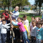 JKP „Komunalije” i deca zasadili drvo u Martincima